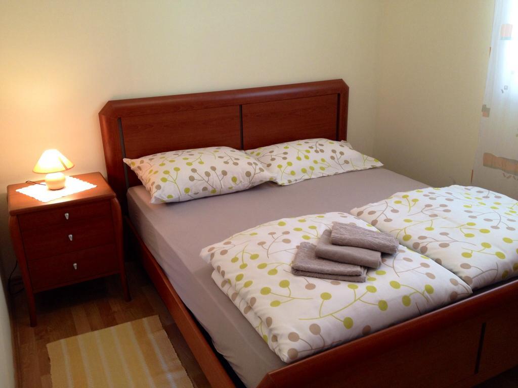 Apartments Rukavina Rogoznica  Room photo